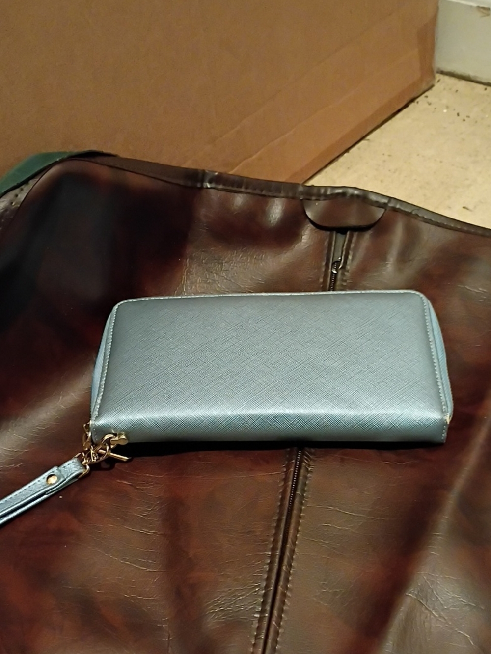 Men's Blue Zip-Around Wristlet Wallet